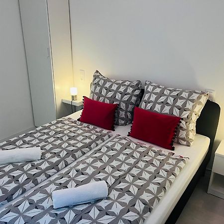 Marton Apartman Balatonszárszó エクステリア 写真